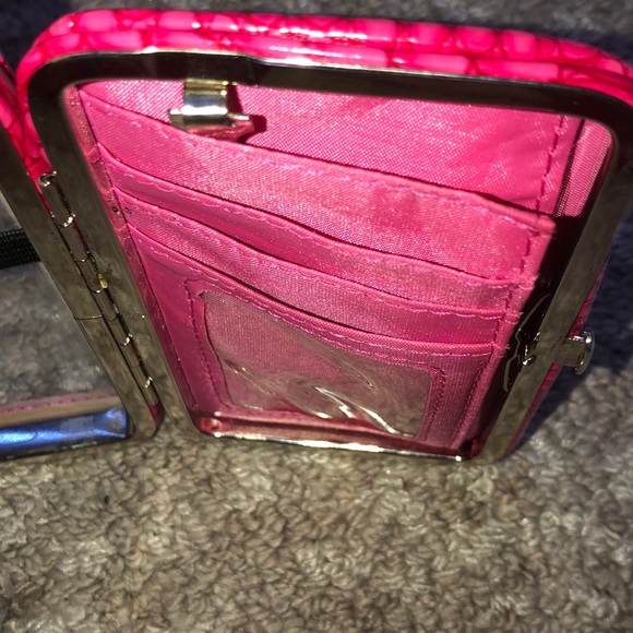 iPhone case with built in wallet - Picture 3 of 6